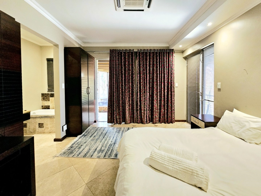 8 Bedroom Property for Sale in Waverley Free State